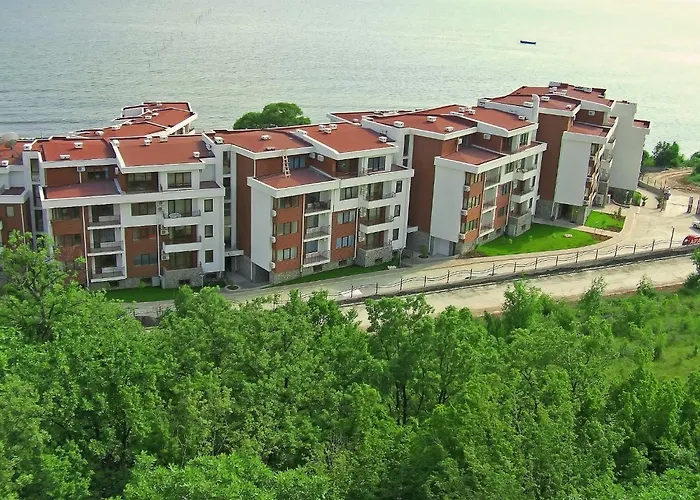 Messambria Aparthotel 4*